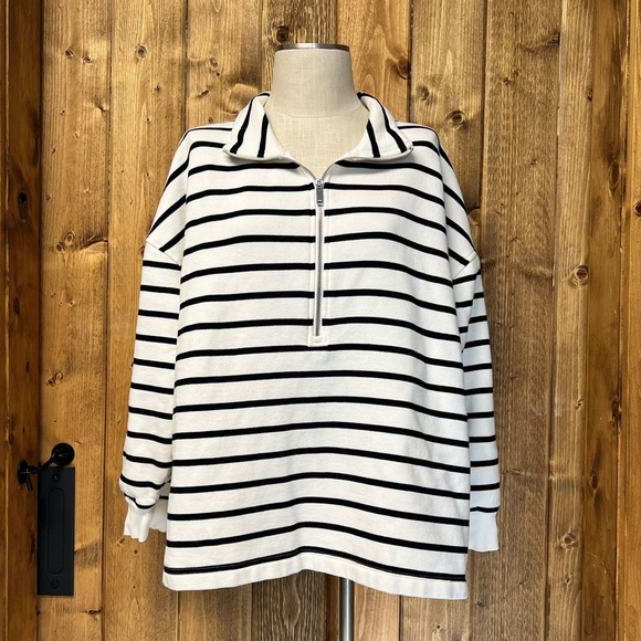 Old Navy XXL Quarter Zip White Black Stripe Sweatshirt Casual Loungewear - Picture 3 of 9